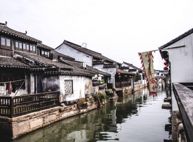 悲伤兔大冒险
